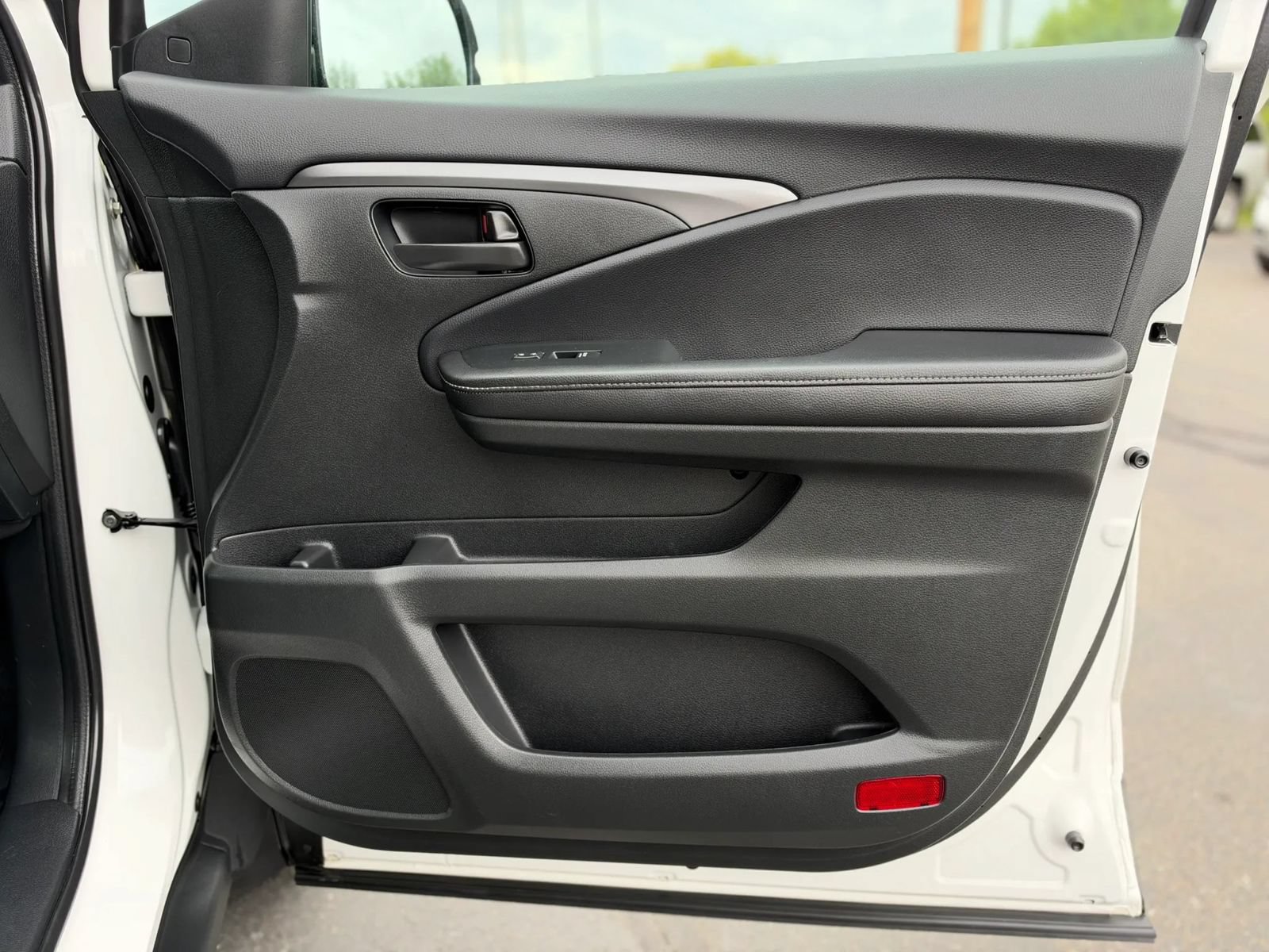 Used 2023 Honda Passport EX-L image 21