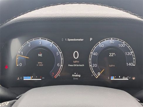 New 2025 Jeep Grand Cherokee Altitude image 18