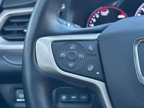 Used 2023 GMC Acadia Denali w/ Black Diamond Edition image 35