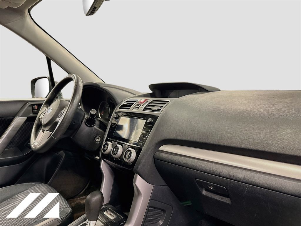Used 2018 Subaru Forester 2.5i Premium w/ All-Weather Package AWD/4WD image 29