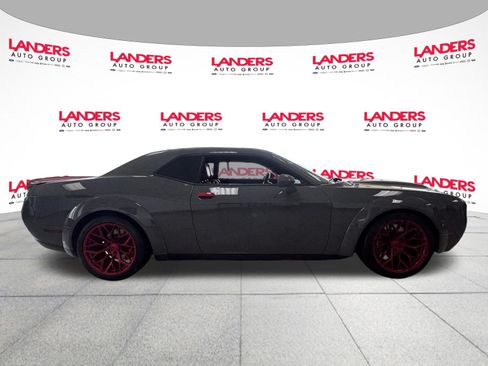 Used 2023 Dodge Challenger SRT Hellcat RWD image 2