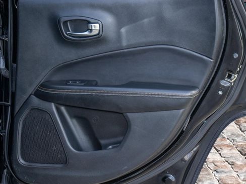 Used 2020 Jeep Compass Latitude image 12