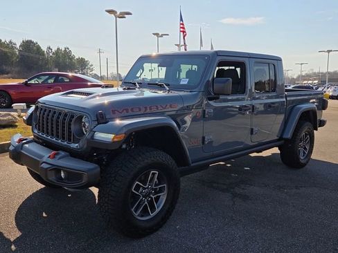 New 2026 Jeep Gladiator Mojave w/ Safety Group AWD/4WD image 3