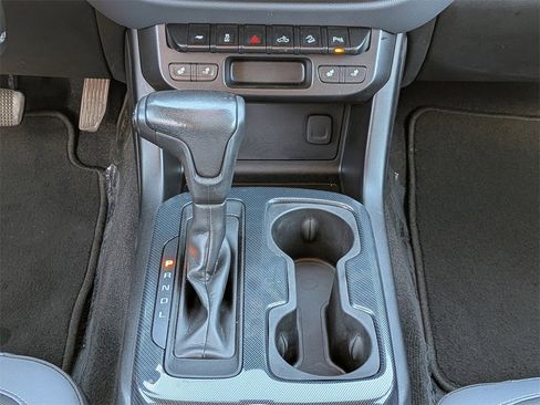 Used 2021 Chevrolet Colorado Z71 image 16