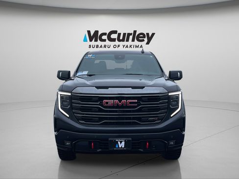 Used 2022 GMC Sierra 1500 AT4 w/ AT4 Premium Package image 16