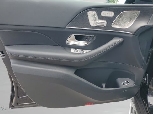 Certified 2026 Mercedes-Benz GLS 450 4MATIC image 34