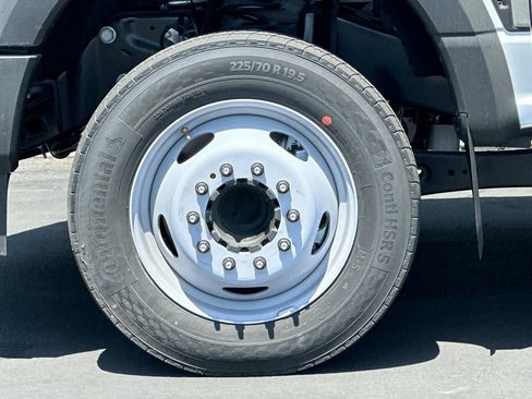 New 2024 Ford F550 2WD SuperCab Super Duty image 23