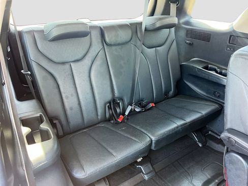 Used 2022 Hyundai Palisade SEL w/ Premium Package FWD image 28