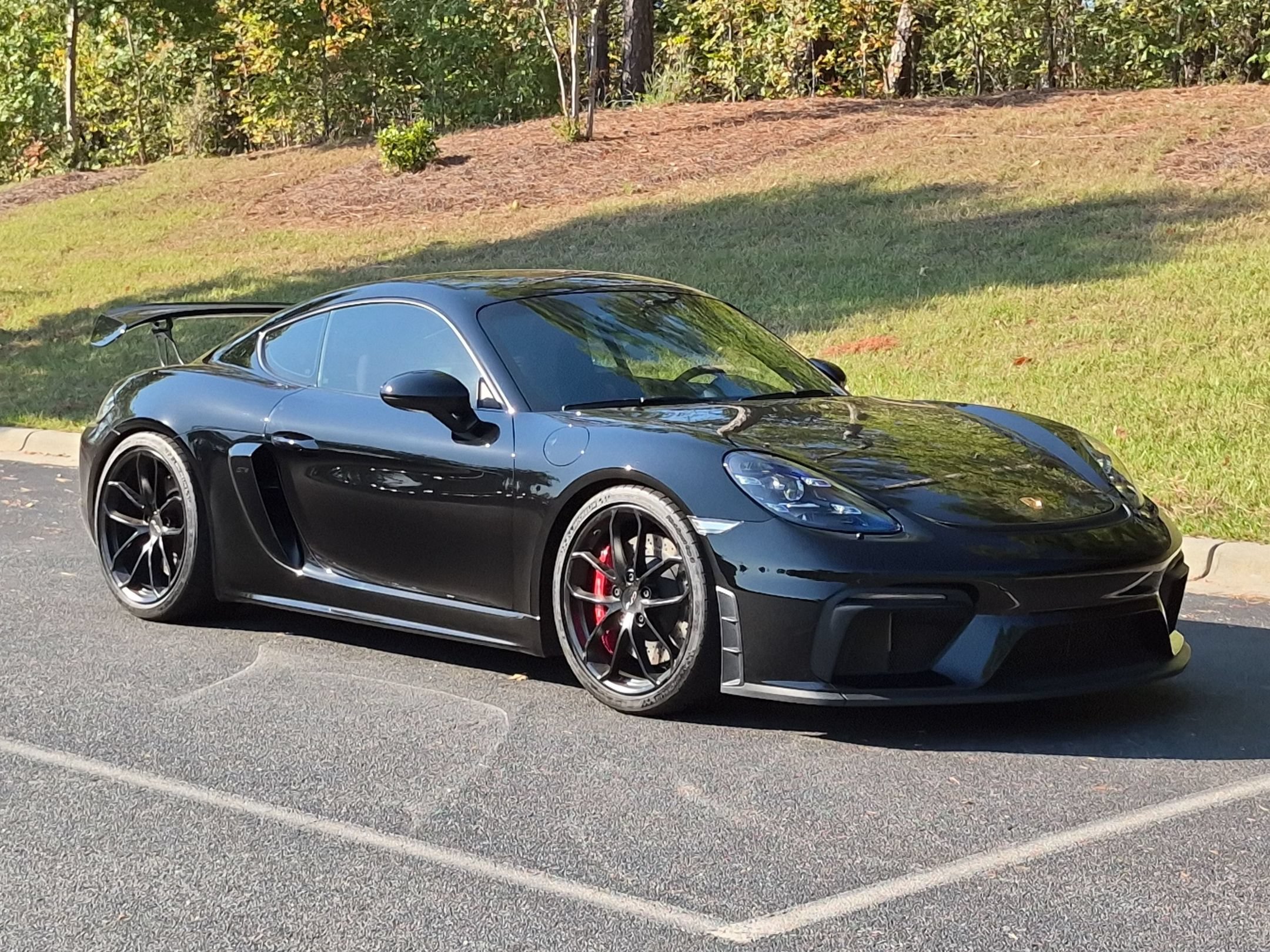 Certified 2020 Porsche 718 Cayman GT4 RWD image 26