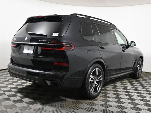 Used 2027 BMW X7 xDrive40i w/ M Sport Package AWD/4WD image 7