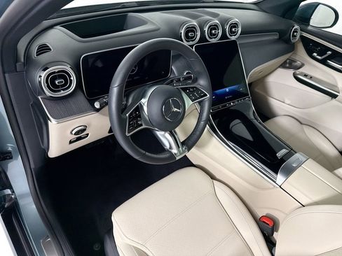 Certified 2026 Mercedes-Benz GLC 300 image 9