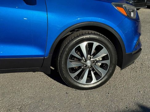 Used 2017 Buick Encore Essence image 9