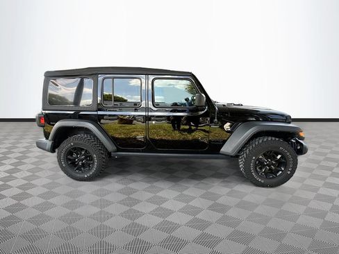 Certified 2022 Jeep Wrangler Unlimited Sport AWD/4WD image 5