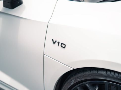 Used 2018 Audi R8 V10 plus AWD/4WD image 33