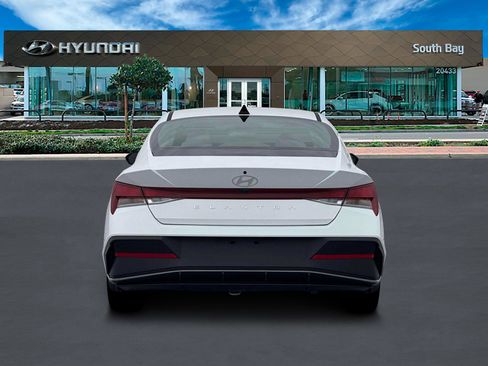 New 2026 Hyundai Elantra SE w/ Cargo Package image 6