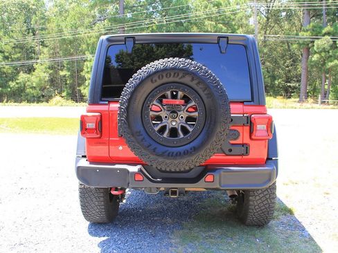 Used 2018 Jeep Wrangler Unlimited Rubicon AWD/4WD image 7