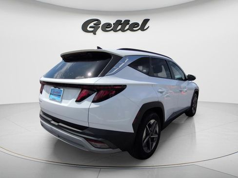 Certified 2025 Hyundai Tucson SEL FWD image 5