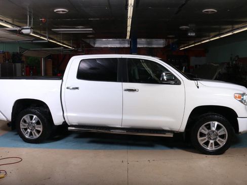Used 2016 Toyota Tundra Platinum image 7