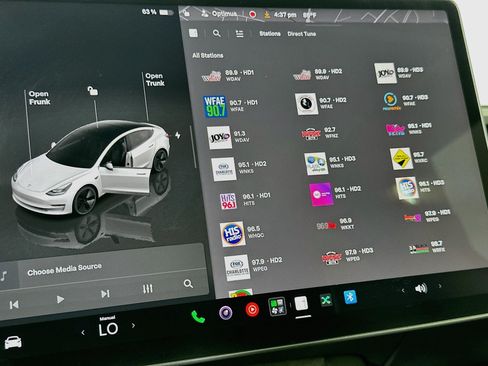 Used 2023 Tesla Model 3 Standard Range RWD image 19