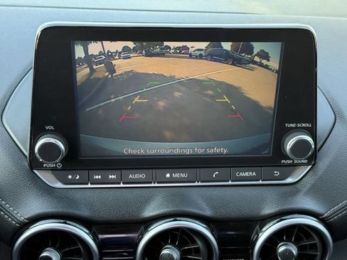 Used 2021 Nissan Sentra SV FWD image 17