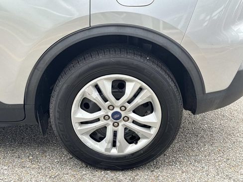 Used 2022 Ford Escape S FWD image 5