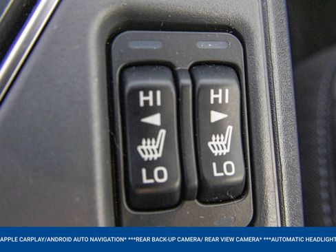 Used 2025 Subaru Crosstrek 2.0i Premium image 8