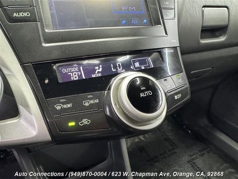 Used 2014 Toyota Prius V Two image 16