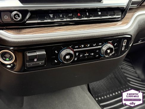 Certified 2025 Chevrolet Silverado 2500 LT w/ Convenience Package AWD/4WD image 24