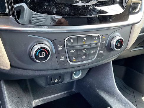 Used 2023 Chevrolet Traverse LS w/ Safety Package FWD image 20