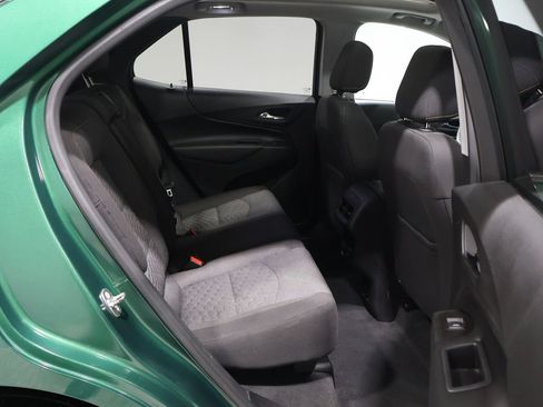 Used 2018 Chevrolet Equinox LT w/ Sun & Infotainment Package AWD/4WD image 23