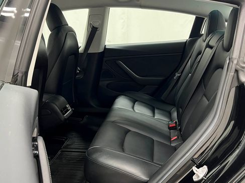 Used 2019 Tesla Model 3 Standard Range Plus RWD image 28