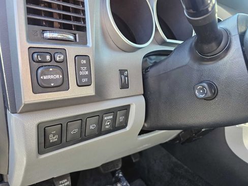Used 2012 Toyota Sequoia Platinum image 14
