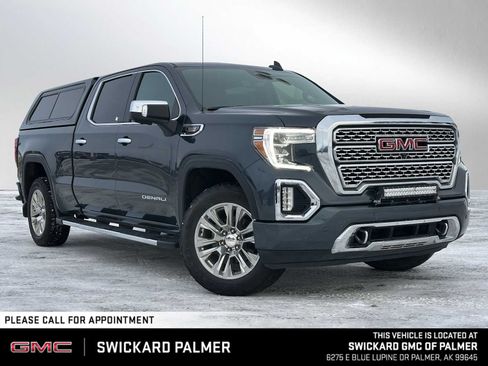 Used 2021 GMC Sierra 1500 Denali w/ Technology Package AWD/4WD image 1