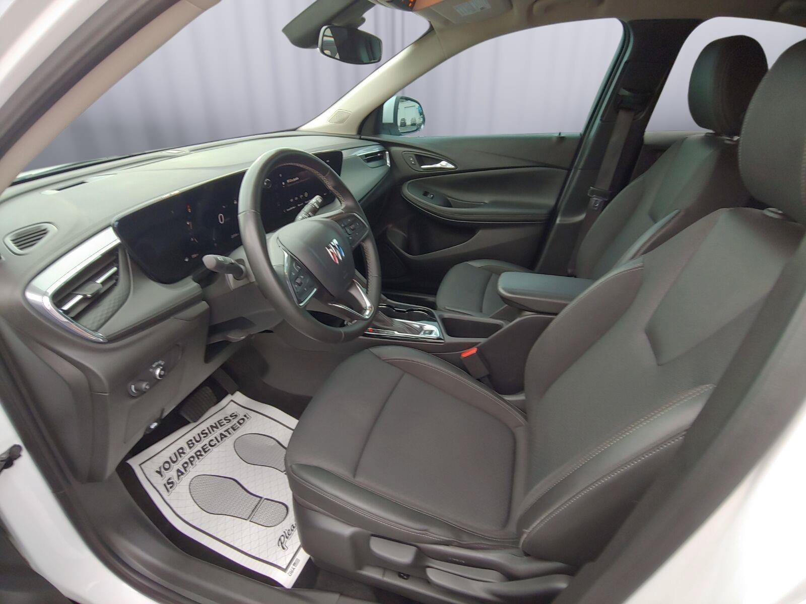 Used 2025 Buick Encore GX Preferred FWD image 24