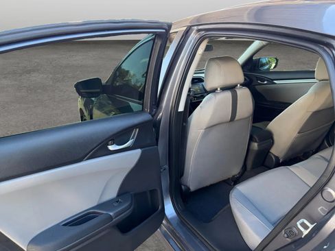 Used 2017 Honda Civic EX image 14