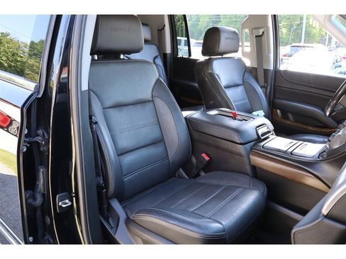 Used 2018 GMC Yukon XL Denali w/ Denali Ultimate Package AWD/4WD image 13