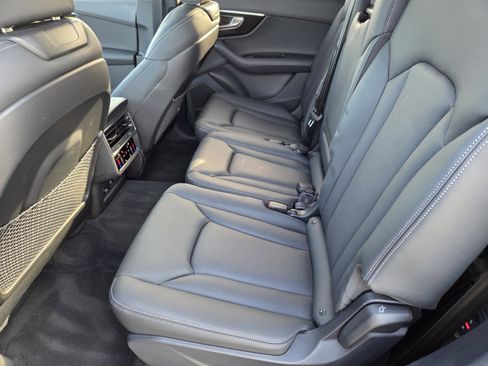 Certified 2025 Audi Q7 3.0T Prestige w/ Prestige Package image 6