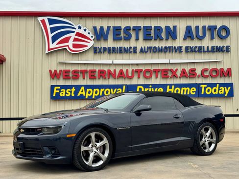 Used 2014 Chevrolet Camaro SS w/ RS Package RWD image 8