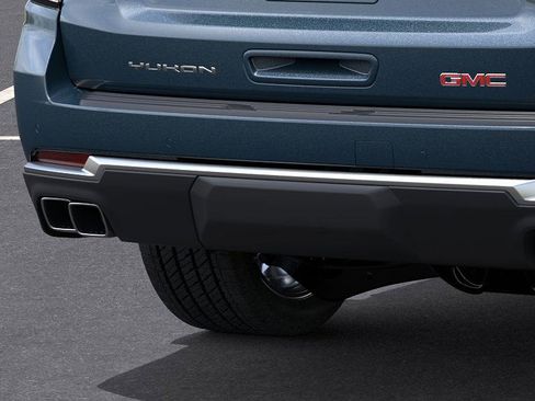 New 2026 GMC Yukon Denali w/ Denali Reserve Package AWD/4WD image 14