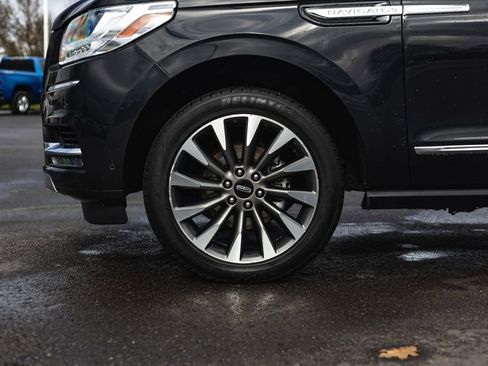 Used 2021 Lincoln Navigator L Reserve image 13