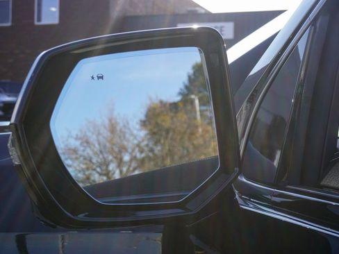 Used 2025 Cadillac Escalade ESV Sport Platinum image 46