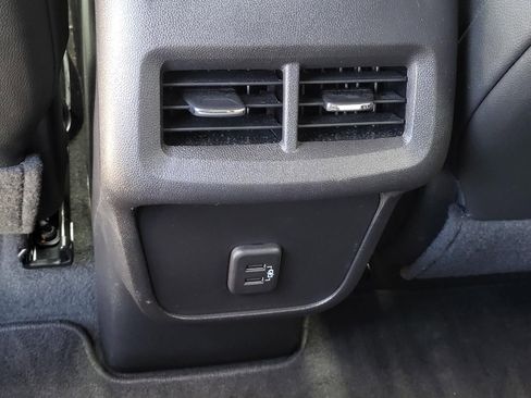 Used 2024 Chevrolet Equinox RS AWD/4WD image 14