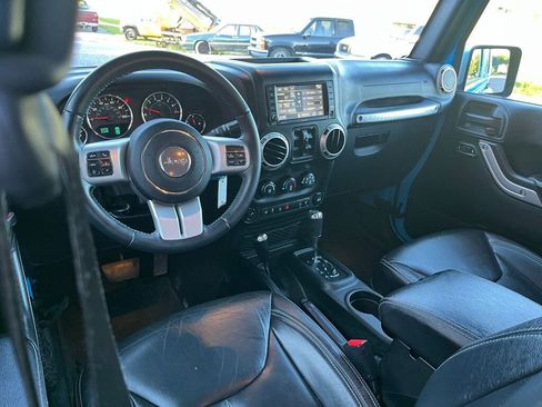 Used 2017 Jeep Wrangler Unlimited Sahara w/ Quick Order Package 24E Chief AWD/4WD image 61