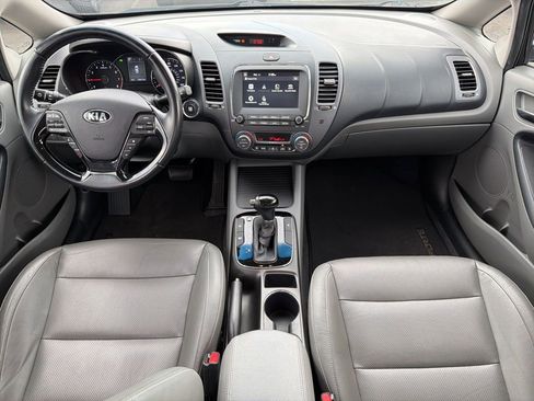 Used 2017 Kia Forte EX FWD image 20