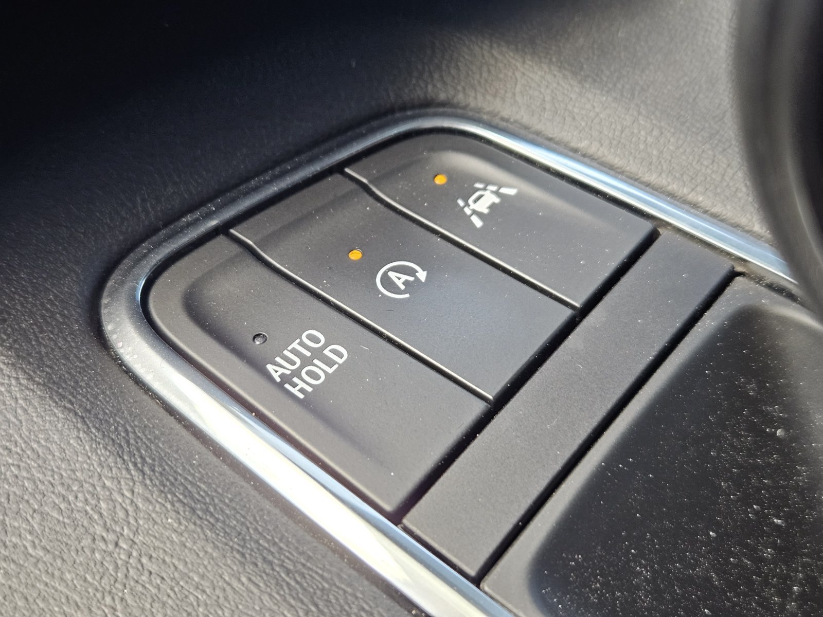 Used 2023 Cadillac Escalade Premium Luxury AWD/4WD image 22