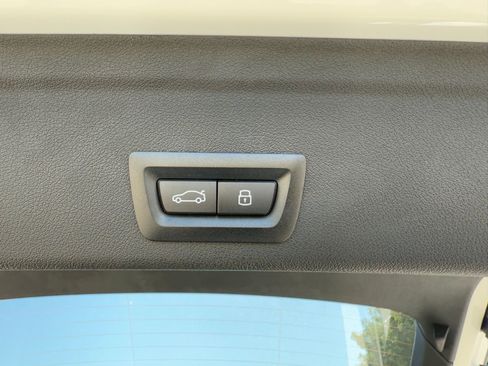 New 2026 BMW X6 M60i image 17