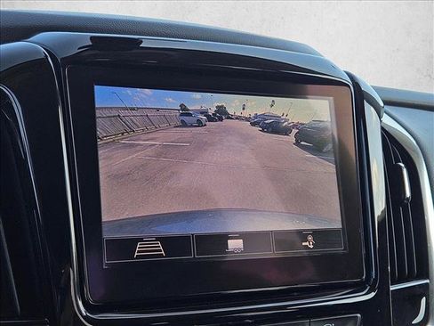 Used 2020 Chevrolet Traverse LT FWD image 9