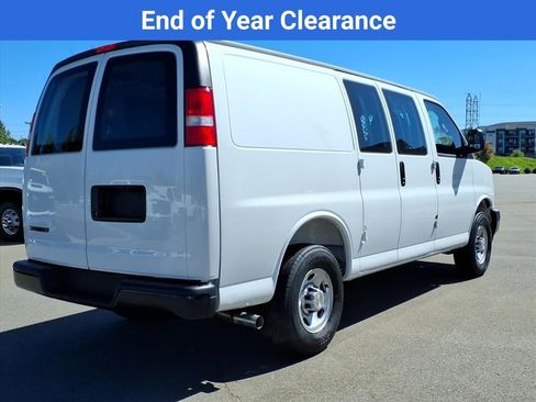 New 2025 Chevrolet Express 2500 w/ Driver Convenience Package image 24