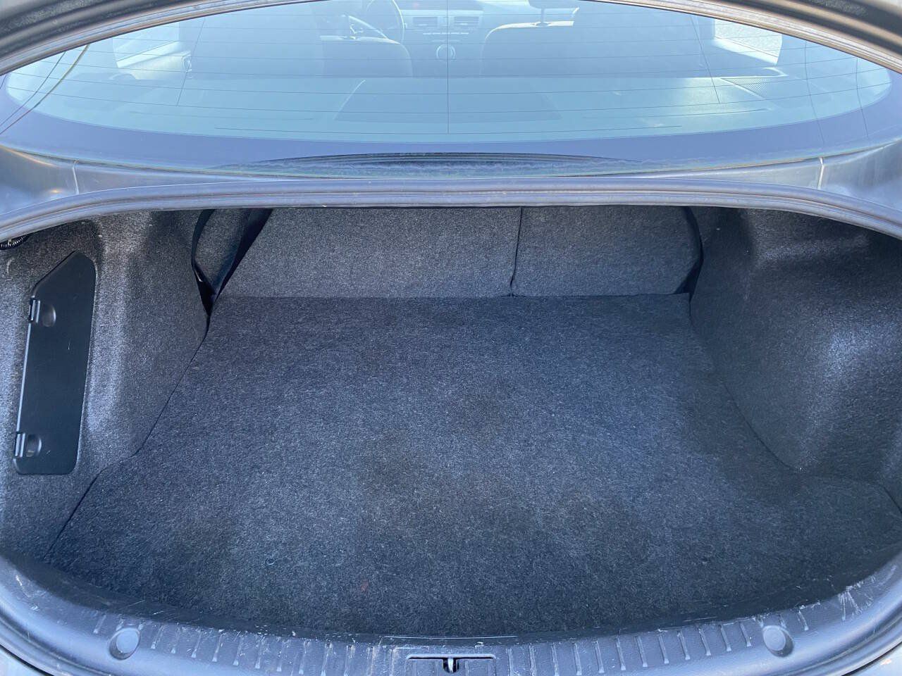 Used 2011 MAZDA MAZDA3 i Touring FWD image 23