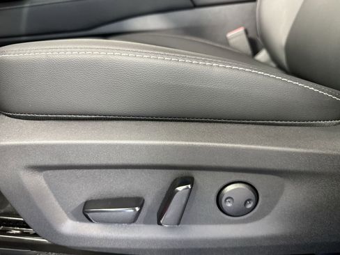 New 2025 Nissan Murano SV image 21